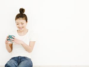 どこでも使用できるナチュラルなカラコン